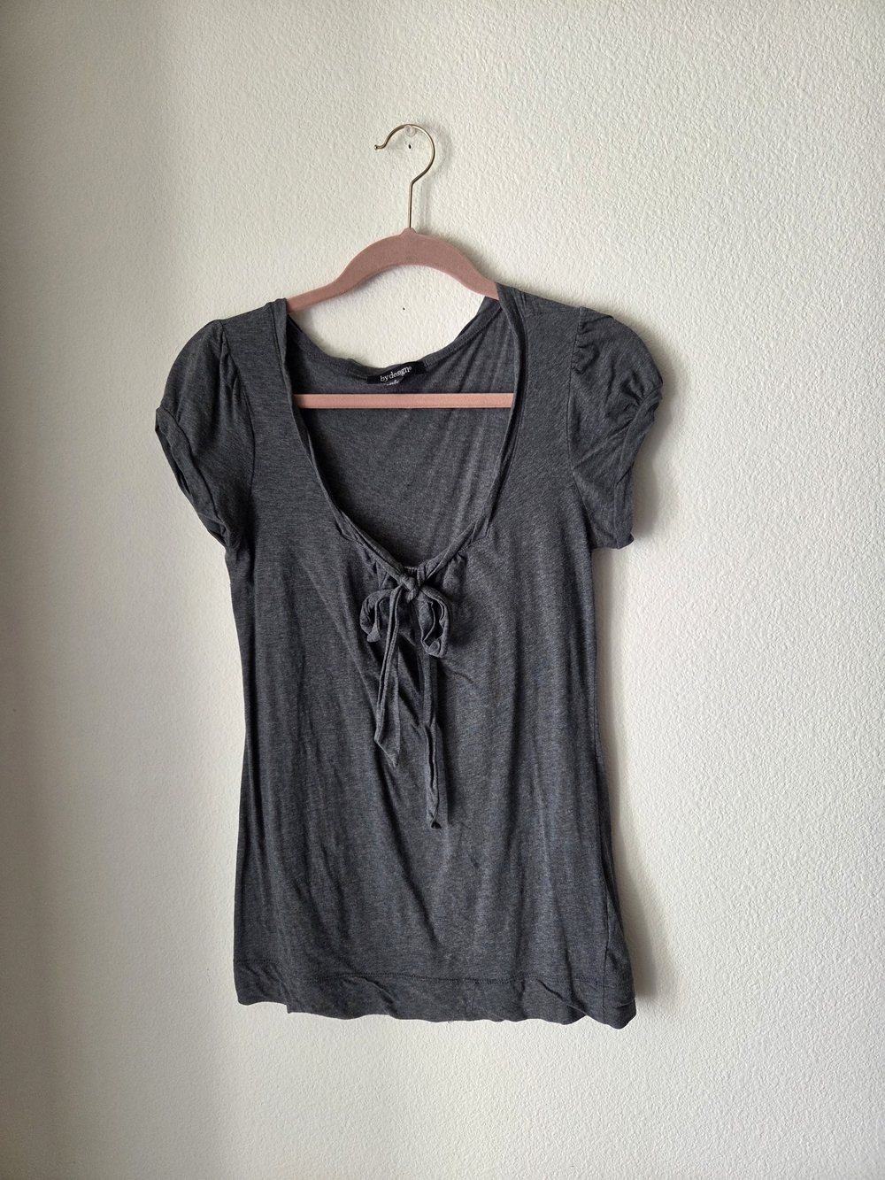 By Design Vintage Y2k Gray VNeck Tie Front Slight Puff Cap Sleeve Knit Top Sz S